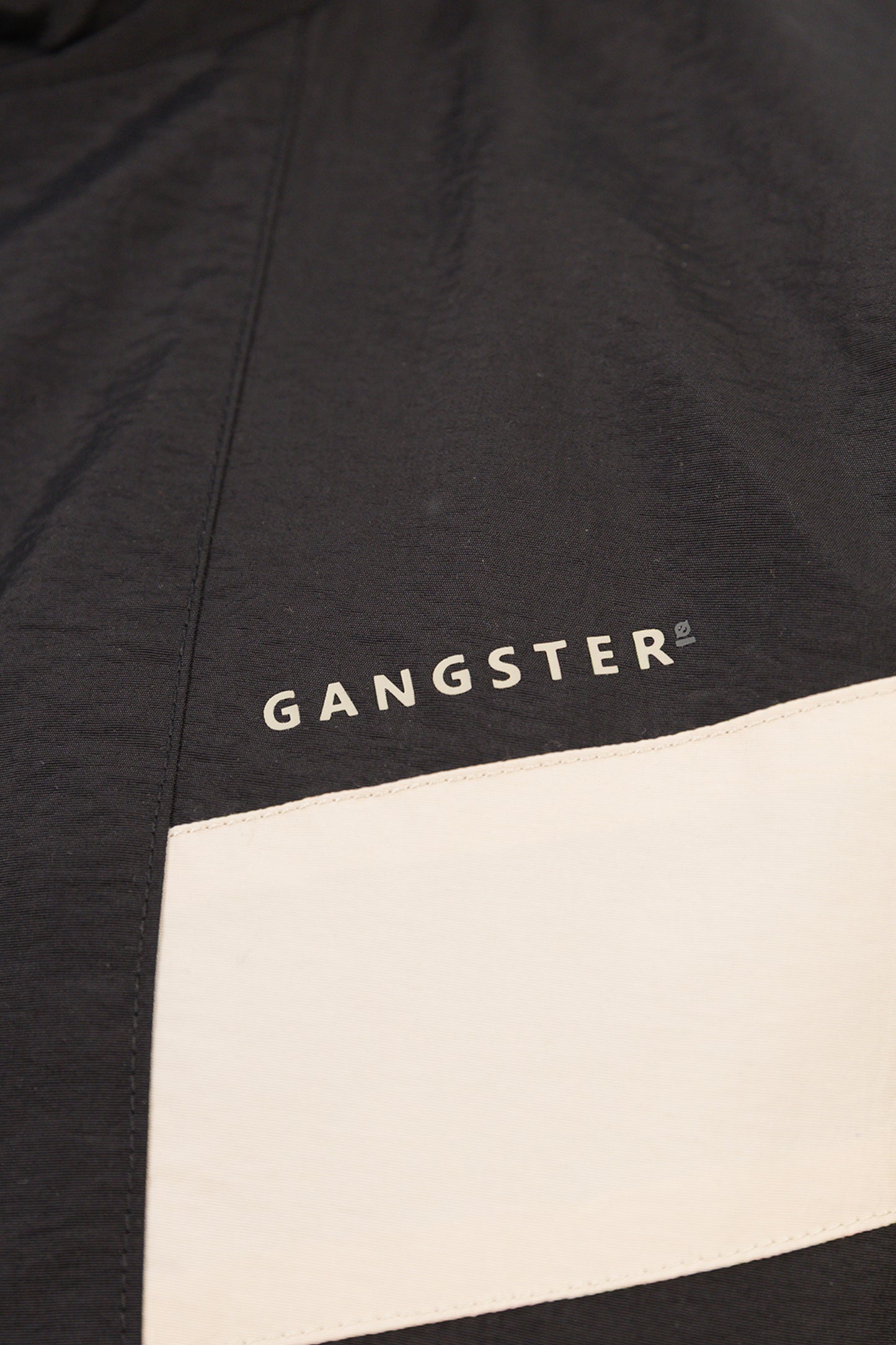 Cortaviento Deportivo Label Negro