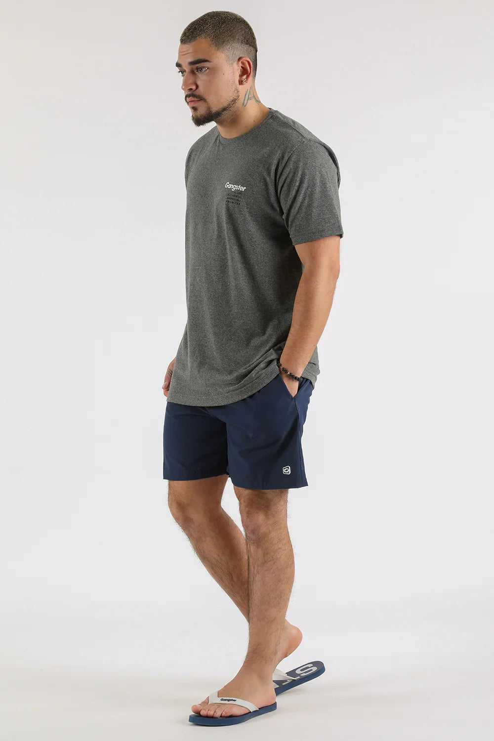 Polera Mc Básica Iconic Gris Gangster - Gangster