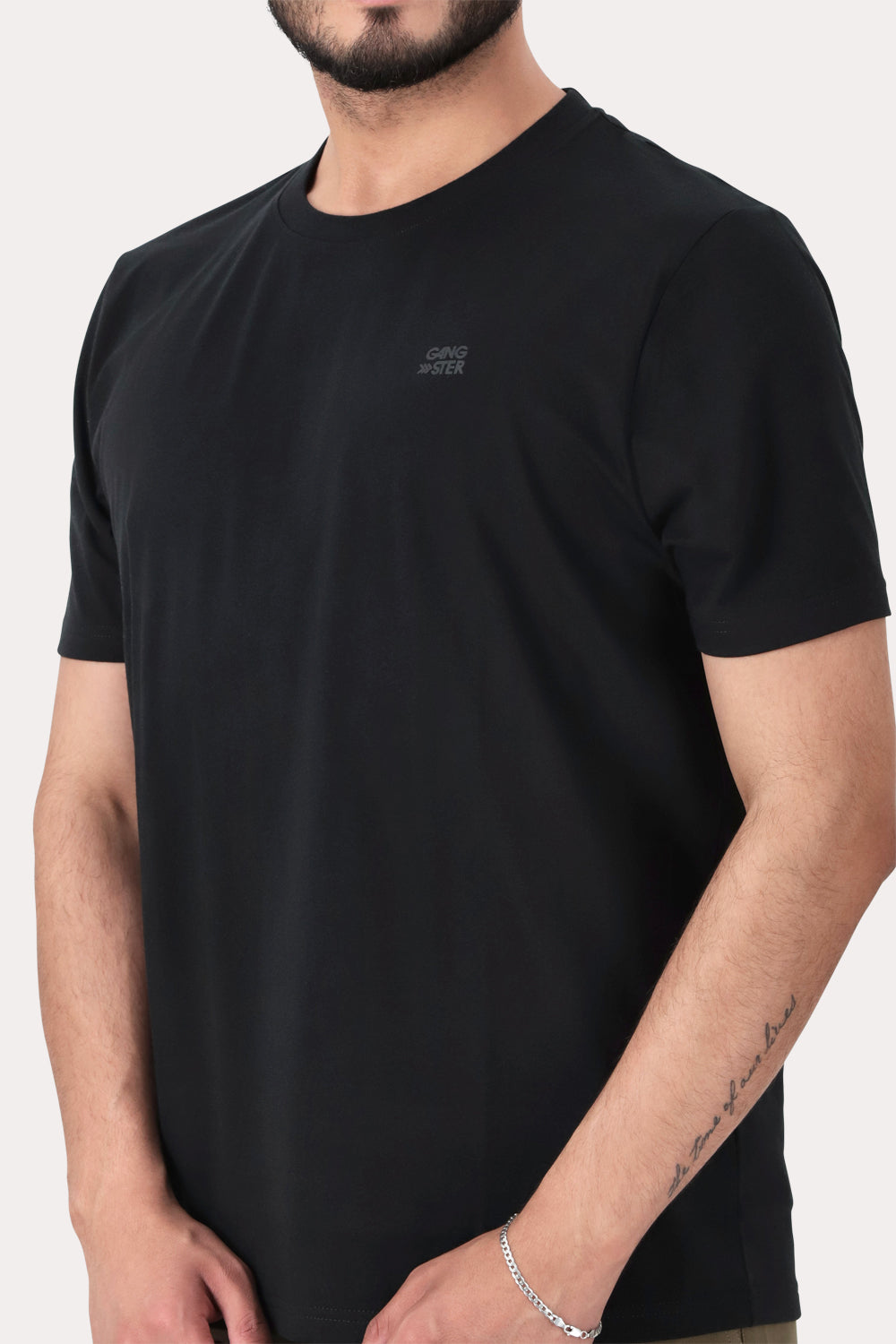 Polera Mc Basica Times Sq Negro