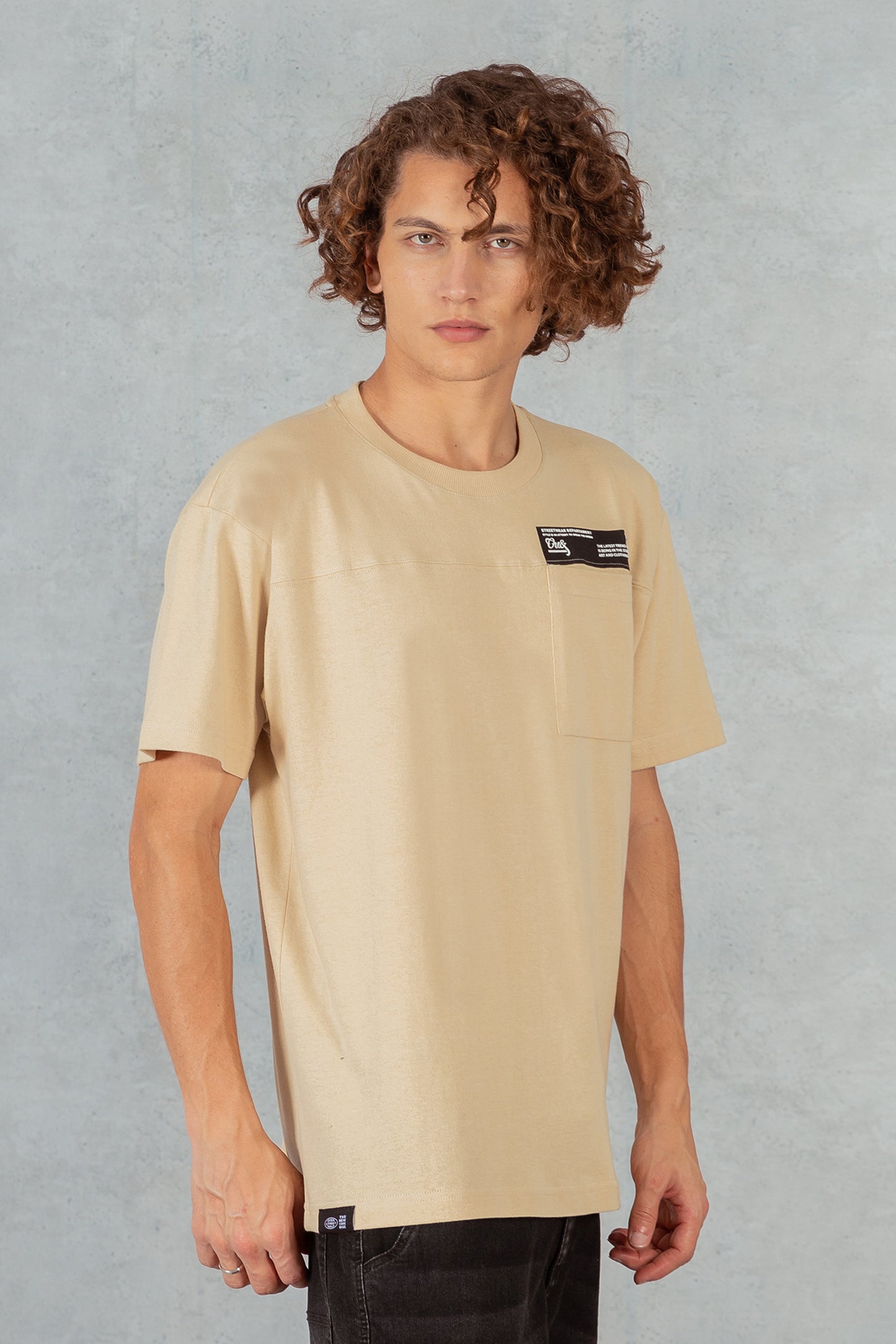 Polera Mc Especial Patch Beige Overcore